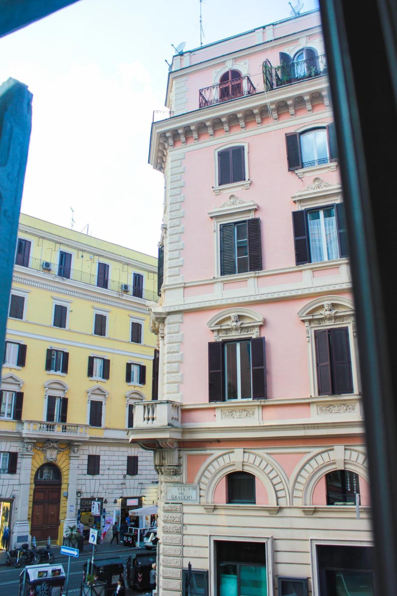 Momo Vatican Museums Rome Exterior photo